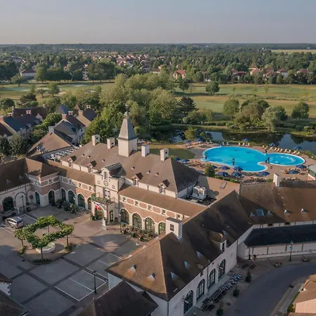 Marriott's Village D'ile-de-france Hotel
